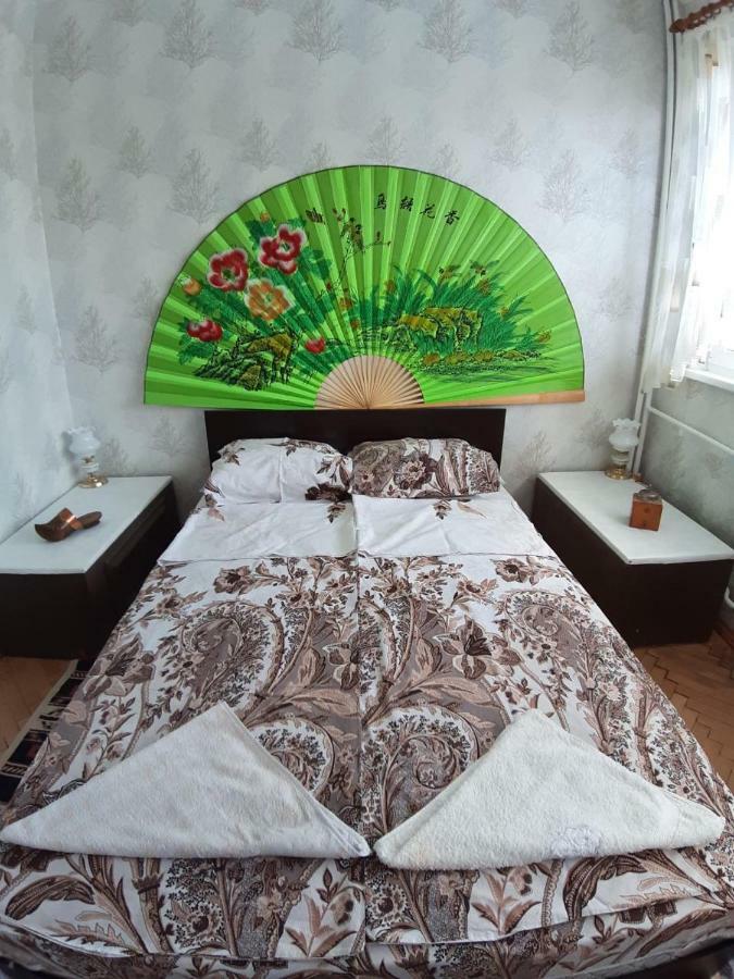 Малко Oазисче Sófia Quarto foto